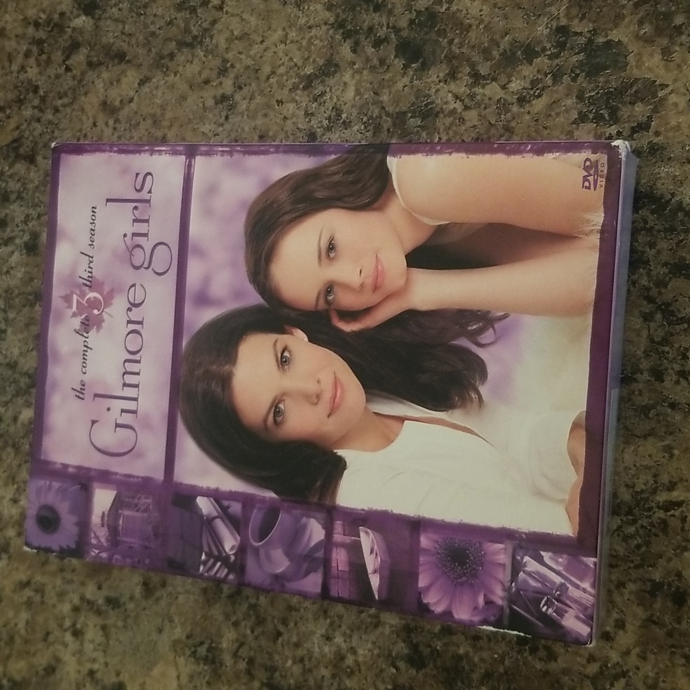 Gilmore Girls season 3 box set. 6 discs dvd